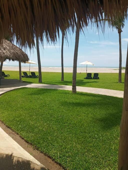 El Descanso Del Guerrero Barra Vieja ภายนอก รูปภาพ
