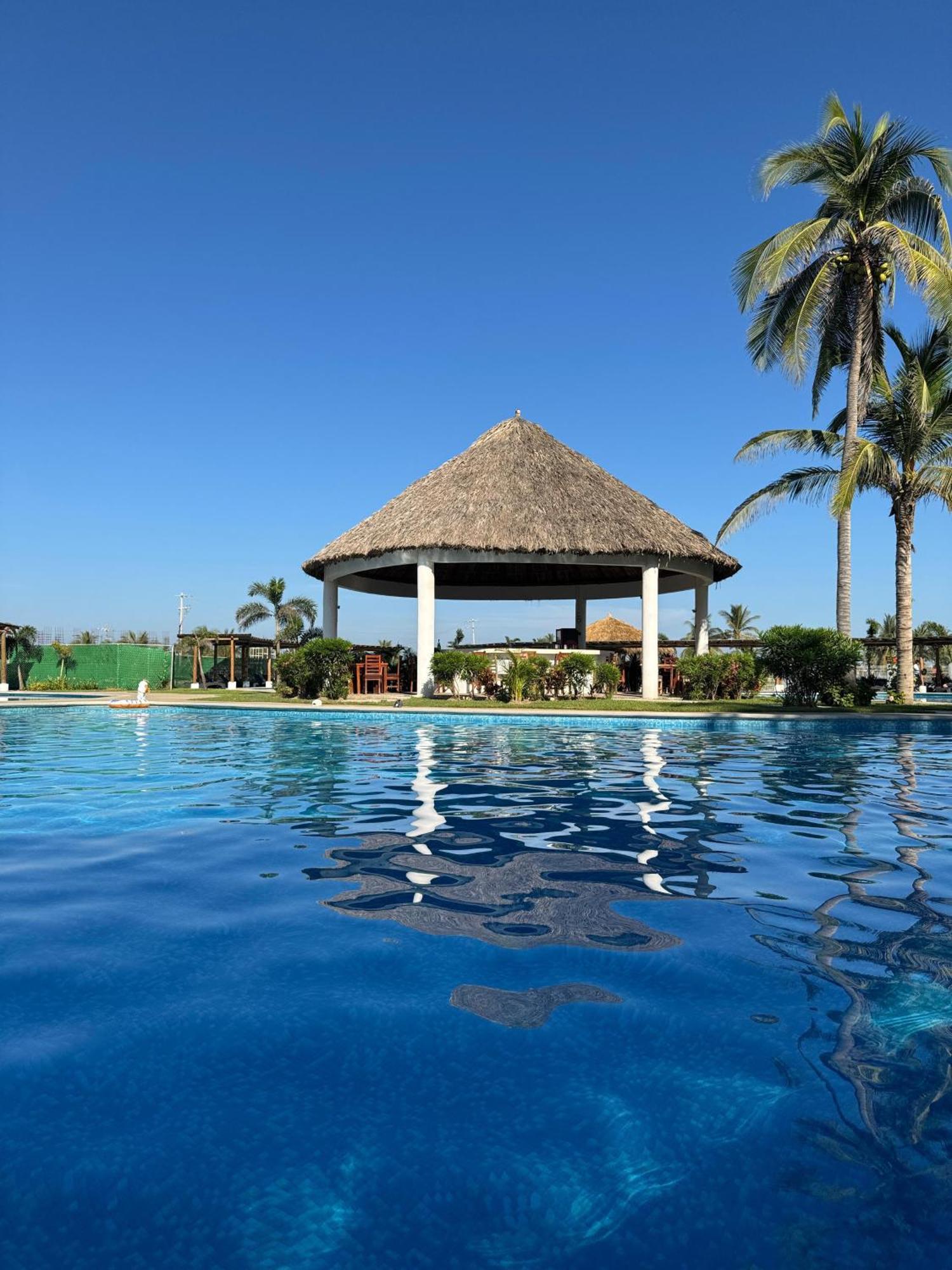 El Descanso Del Guerrero Barra Vieja ภายนอก รูปภาพ